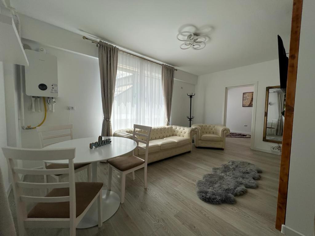 Urban Apartments And Studios - City Center Iasi Eksteriør billede