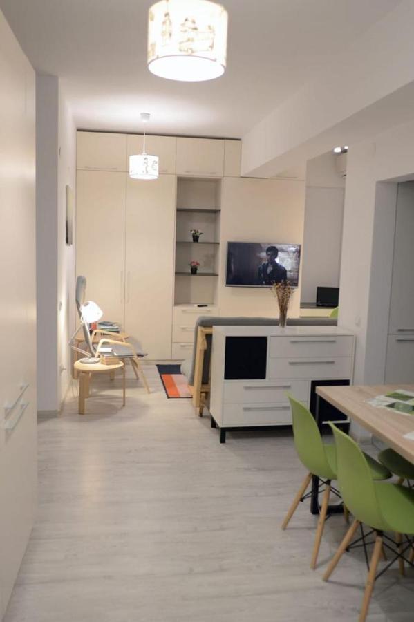 Urban Apartments And Studios - City Center Iasi Eksteriør billede